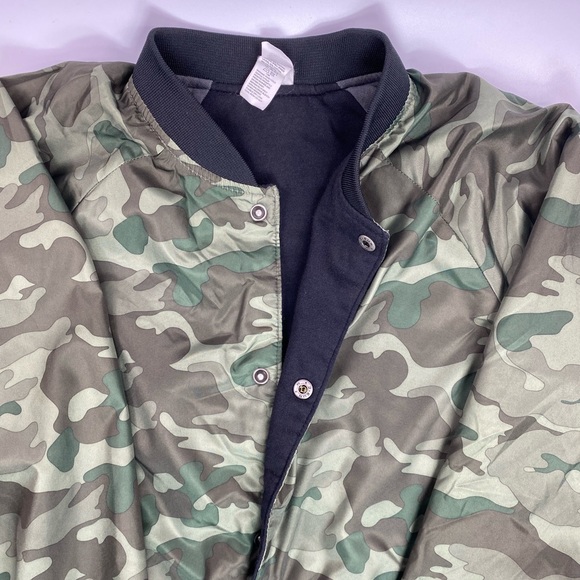 Old Navy Boys Camo Jacket Green Black Sz XL 14-16 - Picture 2 of 4